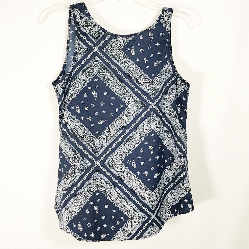 Faded Glory Blue & White Sleeveless Top Size Small - Picture 2 of 4